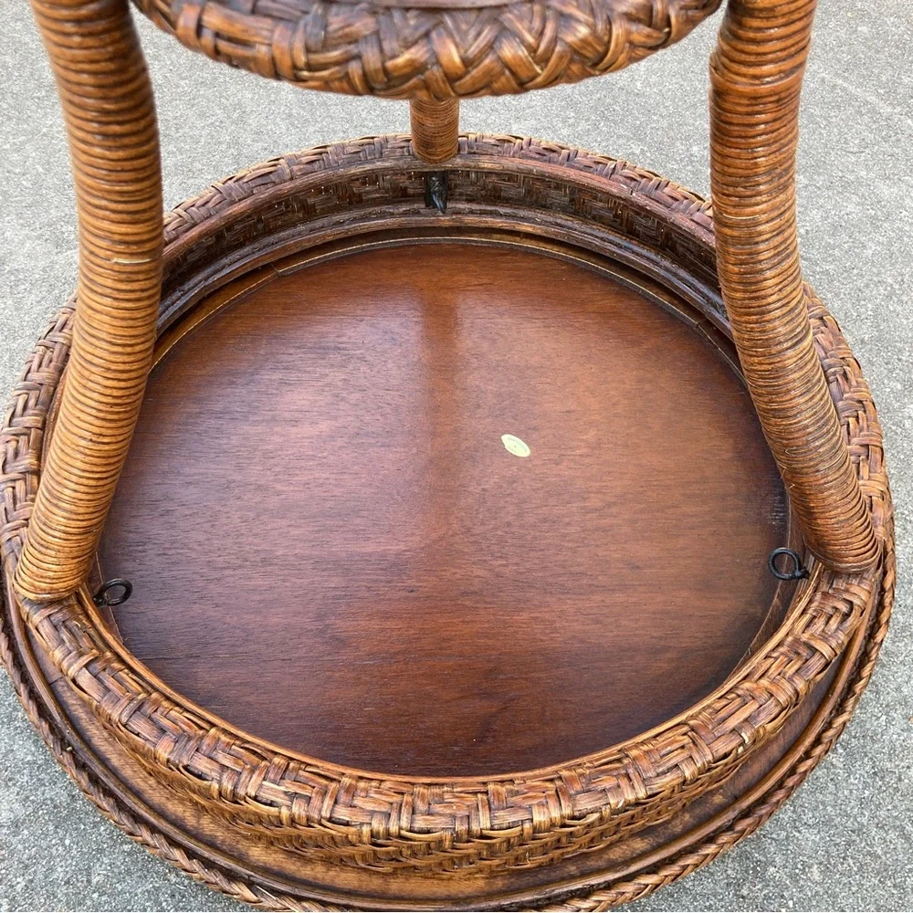 Rattan Pedestal Side Table - Picture 9 of 11